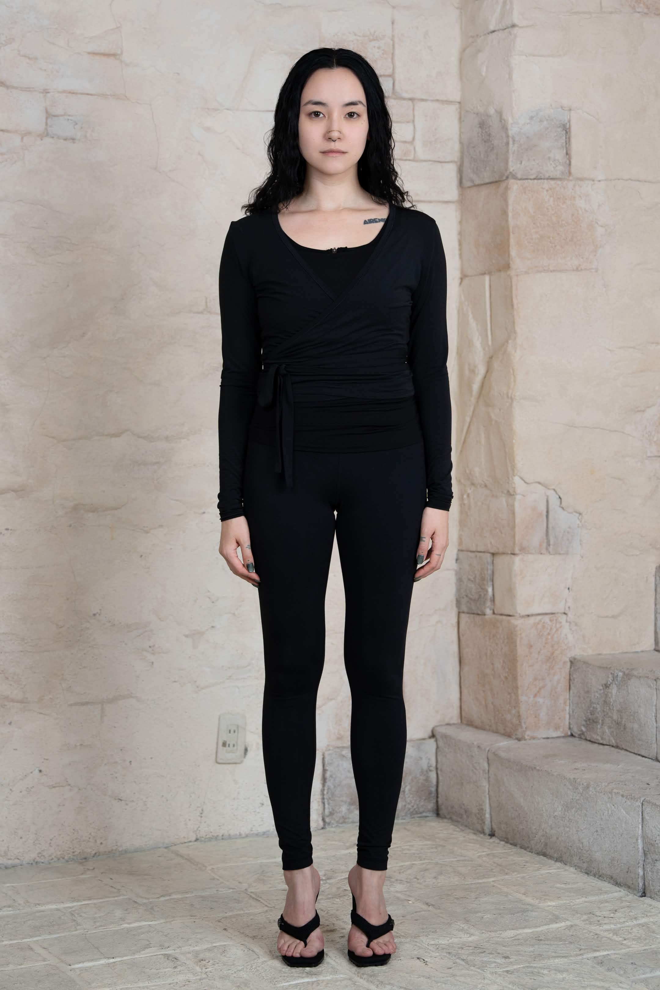 Uru full body front